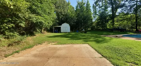 Exterior - 3876 Kyle Ln, Hernando, MS 38632 photo 3 of 14
