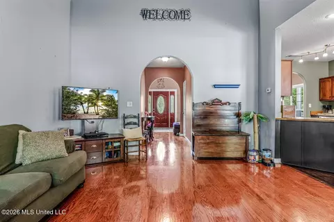 Entry Way - 3876 Kyle Ln, Hernando, MS 38632 photo 3 of 3