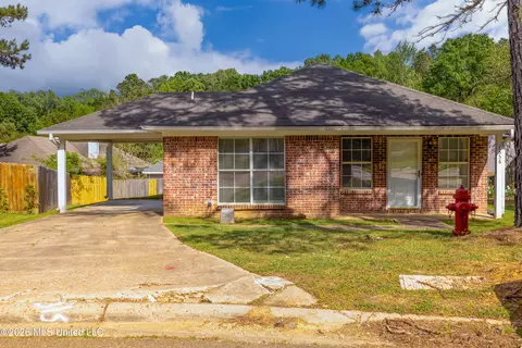 1556 Chelsea Ln, Richland, MS 39218