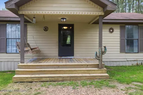 Exterior - 707 Gum Springs Rd, Braxton, MS 39044 photo 2 of 3