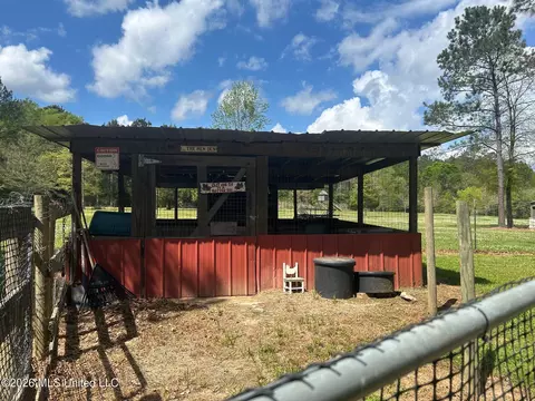 Exterior - 7019 W Topisaw S, Summit, MS 39666 photo 10 of 10
