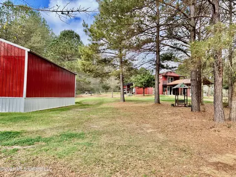 Exterior - 7019 W Topisaw S, Summit, MS 39666 photo 1 of 10