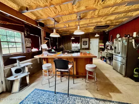 Kitchen - 7019 W Topisaw S, Summit, MS 39666 photo 3 of 3