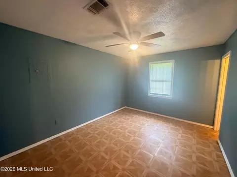 Bedroom - 2438 Kingston Ave, Jackson, MS 39213 photo 2 of 3