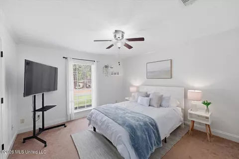 Bedroom - 122 Woodgate Dr, Brandon, MS 39042 photo 4 of 4