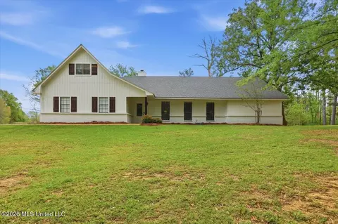 106 Oakridge Cv, Clinton, MS 39056
