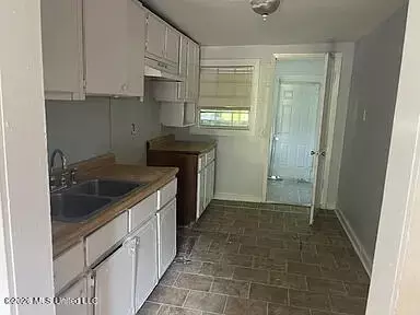 3940 Beaufort St, Jackson, MS 39212 photo 3
