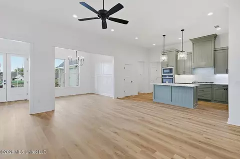 Living - 725 Celadon St, Brandon, MS 39042 photo 3 of 4