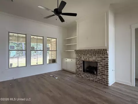 725 Celadon St, Brandon, MS 39042 photo 2