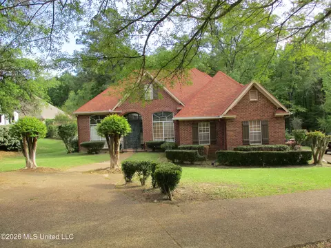 306 Monterey Rd, Richland, MS 39218