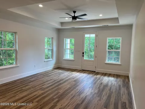 Living - 952 Kale St, Diamondhead, MS 39525 photo 1 of 1