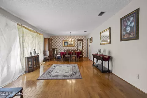Dining - 9121 Heather Ln, Moss Point, MS 39562 photo 2 of 3