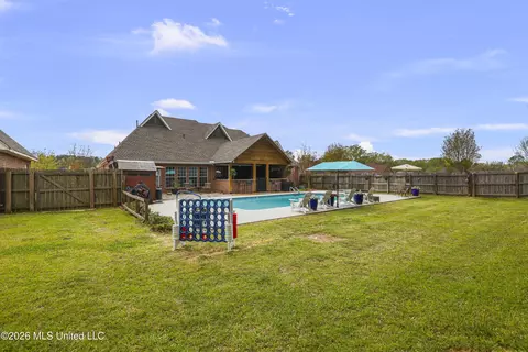 Exterior - 119 Northaven Dr, Jackson, MS 39209 photo 11 of 25