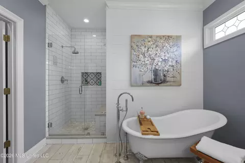 Bath - 119 Northaven Dr, Jackson, MS 39209 photo 2 of 6
