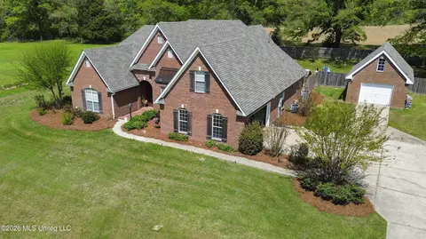 Exterior - 119 Northaven Dr, Jackson, MS 39209 photo 24 of 25