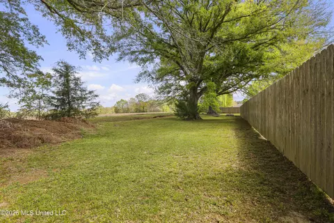 Exterior - 119 Northaven Dr, Jackson, MS 39209 photo 22 of 25