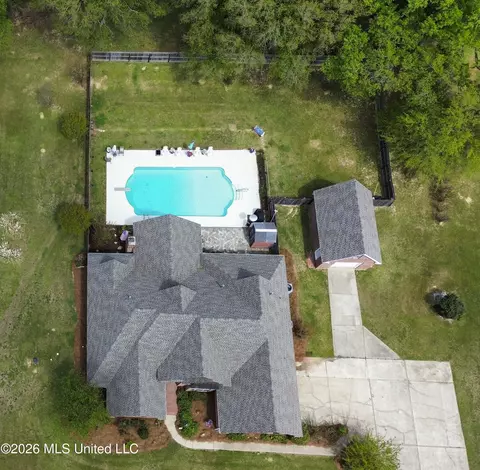 Exterior - 119 Northaven Dr, Jackson, MS 39209 photo 23 of 25