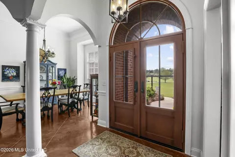 Entry Way - 119 Northaven Dr, Jackson, MS 39209 photo 1 of 6