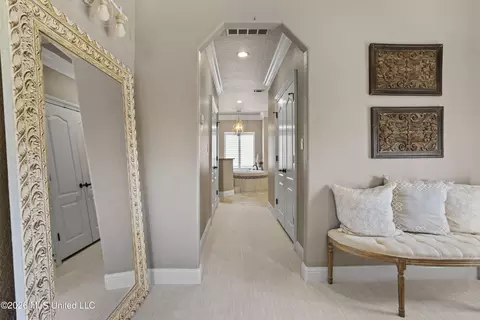 Entry Way - 6605 Haystack St, Biloxi, MS 39532 photo 5 of 6