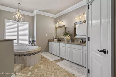 Bath - 6605 Haystack St, Biloxi, MS 39532 photo 1 of 7