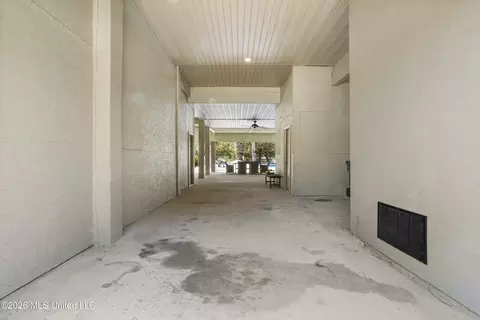 Entry Way - 6605 Haystack St, Biloxi, MS 39532 photo 6 of 6