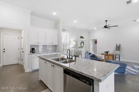 Kitchen - 124 Bailey Cv, Canton, MS 39046 photo 2 of 3