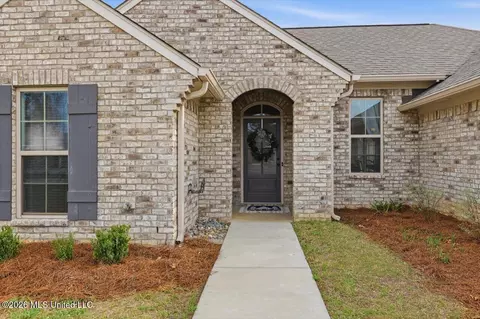 Entry Way - 124 Bailey Cv, Canton, MS 39046 photo 1 of 2