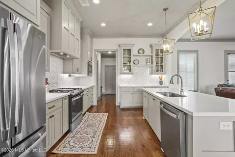 Kitchen - 589 E Park St, Canton, MS 39046 photo 2 of 7