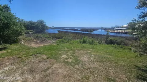 View/Area - 4707 Griffin St, Moss Point, MS 39563 photo 4 of 11