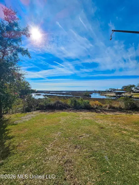 View/Area - 4707 Griffin St, Moss Point, MS 39563 photo 7 of 11