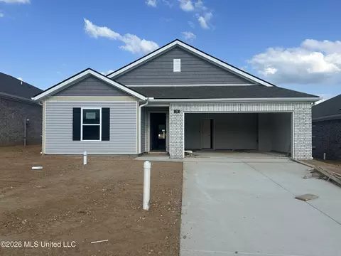 19 S Thorn Tree St, Byhalia, MS 38611