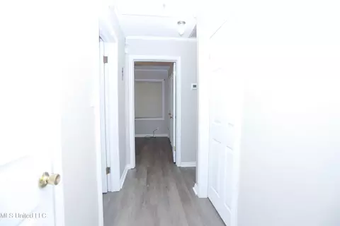 Entry Way - 5448 Crepe Myrtle Dr, Jackson, MS 39206 photo 1 of 1