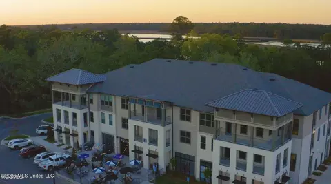 2501 Bienville Blvd #134, Ocean Springs, MS 39564