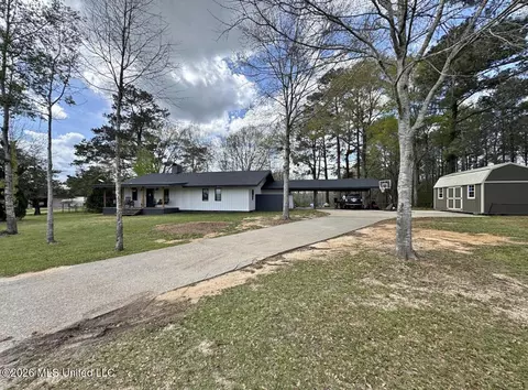 300 Harveytown Rd, Tylertown, MS 39667