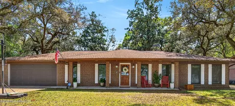 2105 Ward Ln, Biloxi, MS 39531
