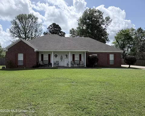 320 White Sand Rd, Florence, MS 39073