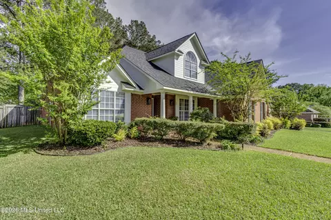 60 Eastgate Dr, Brandon, MS 39042 photo 2