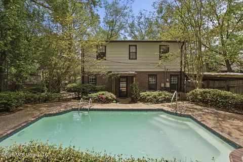 Exterior - 2010 Laurel St, Jackson, MS 39202 photo 8 of 12