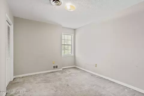 Bedroom - 2010 Laurel St, Jackson, MS 39202 photo 5 of 5