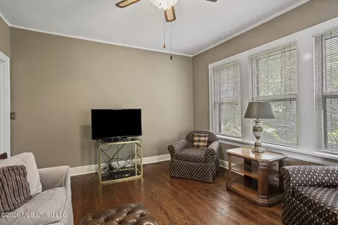 Living - 2010 Laurel St, Jackson, MS 39202 photo 3 of 3