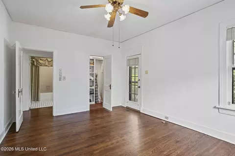Bedroom - 2010 Laurel St, Jackson, MS 39202 photo 1 of 5