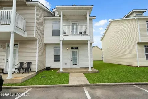 1121 Century Oaks Dr #C, Gulfport, MS 39507