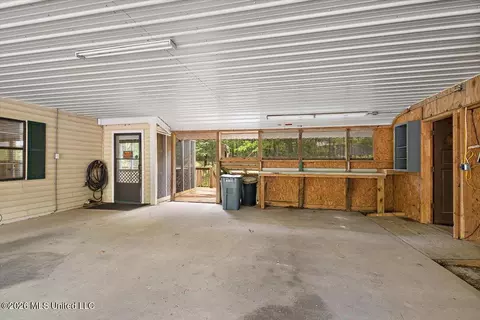 Exterior - 2253 Cleary Rd, Florence, MS 39073 photo 17 of 19