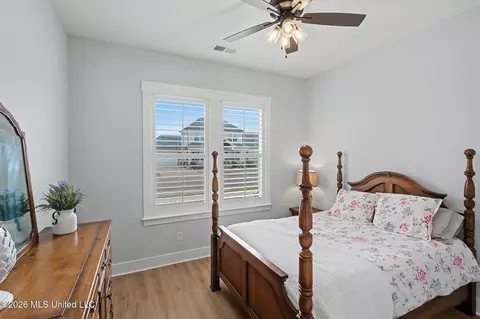 Bedroom - 3847 Swan Cv, Hernando, MS 38632 photo 6 of 6