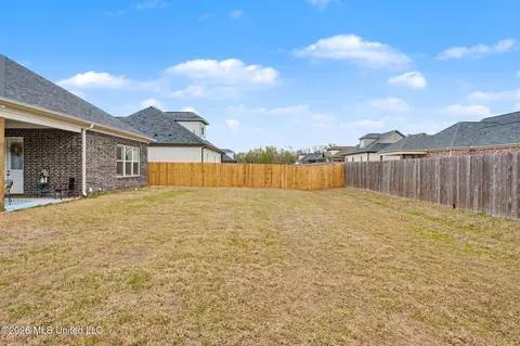 Exterior - 3847 Swan Cv, Hernando, MS 38632 photo 7 of 7