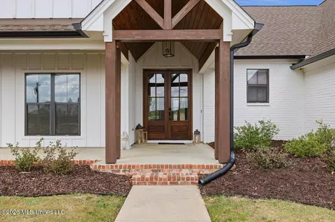 Exterior - 361 Stump Ridge Rd, Brandon, MS 39047 photo 5 of 10