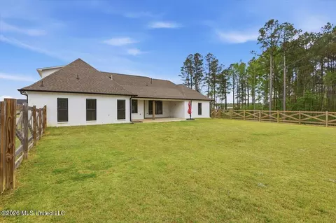 Exterior - 361 Stump Ridge Rd, Brandon, MS 39047 photo 9 of 10