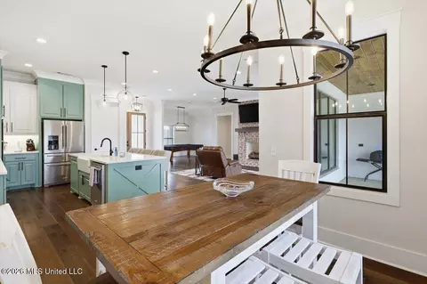 Dining - 361 Stump Ridge Rd, Brandon, MS 39047 photo 2 of 3