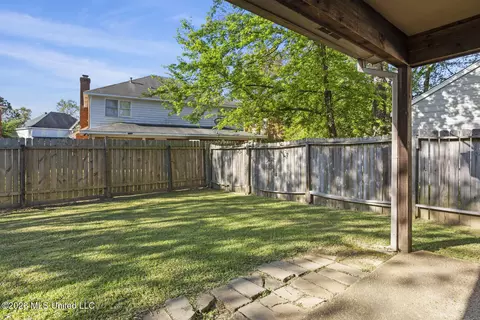 Exterior - 2337 River Oaks Blvd #A/B, Jackson, MS 39211 photo 6 of 6