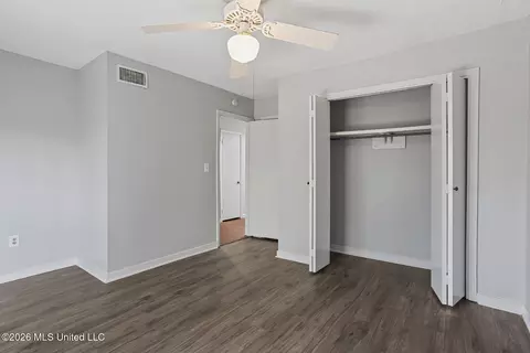 Bedroom - 2337 River Oaks Blvd #A/B, Jackson, MS 39211 photo 1 of 6